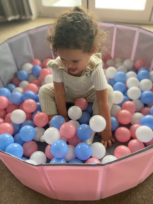 Ball Pit & Balls